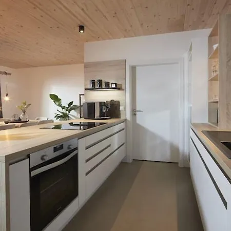 Apartment 48